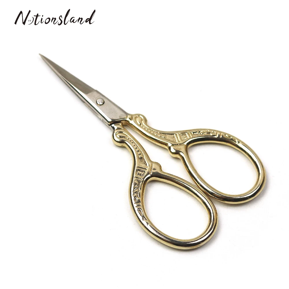 1PC 9*4.8cm European Vintage Gold Sewing Scissors Embroidery for Needlework Fabric Cutter Tailor's Scissors
1PC 9*4.8cm European Vintage Gold Sewing Scissors Embroidery for Needlework Fabric Cutter Tailor's Scissors
