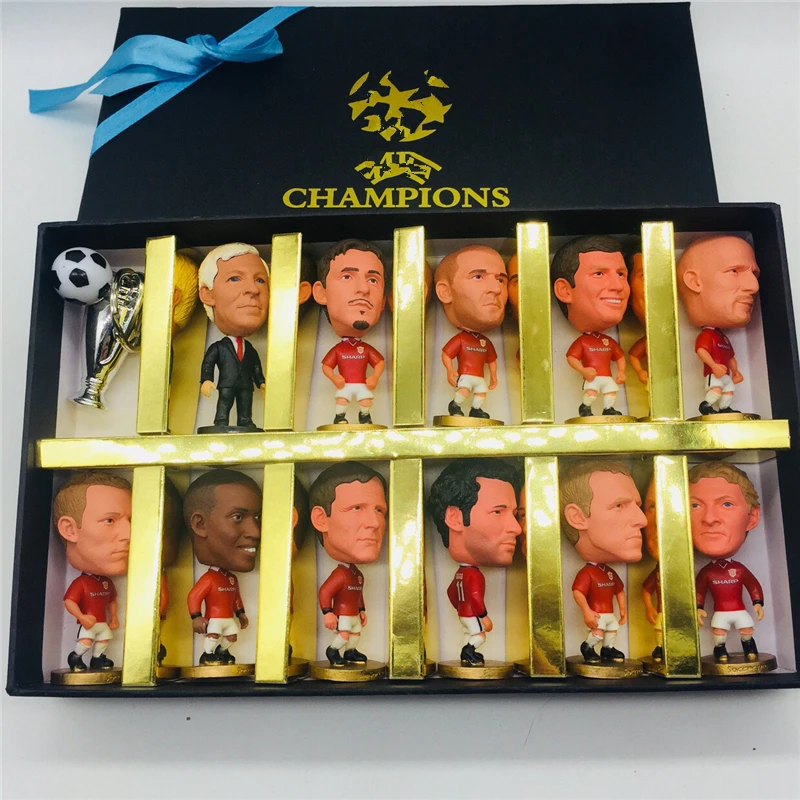 

11pcs Soccerwe Star Doll Manche#ter United MU# Martial Lukaku Herrera De Gea Rashford Figurine Red Kit Gift Box Mini Ball Trophy