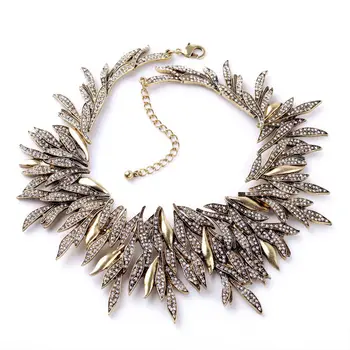 Necklace Visions Of Glamour Piper Feminie Leaf Aristocratic woman's temperament Statement Gold Color Choker Jewelry
Necklace Visions Of Glamour Piper Feminie Leaf Aristocratic woman's temperament Statement Gold Color Choker Jewelry