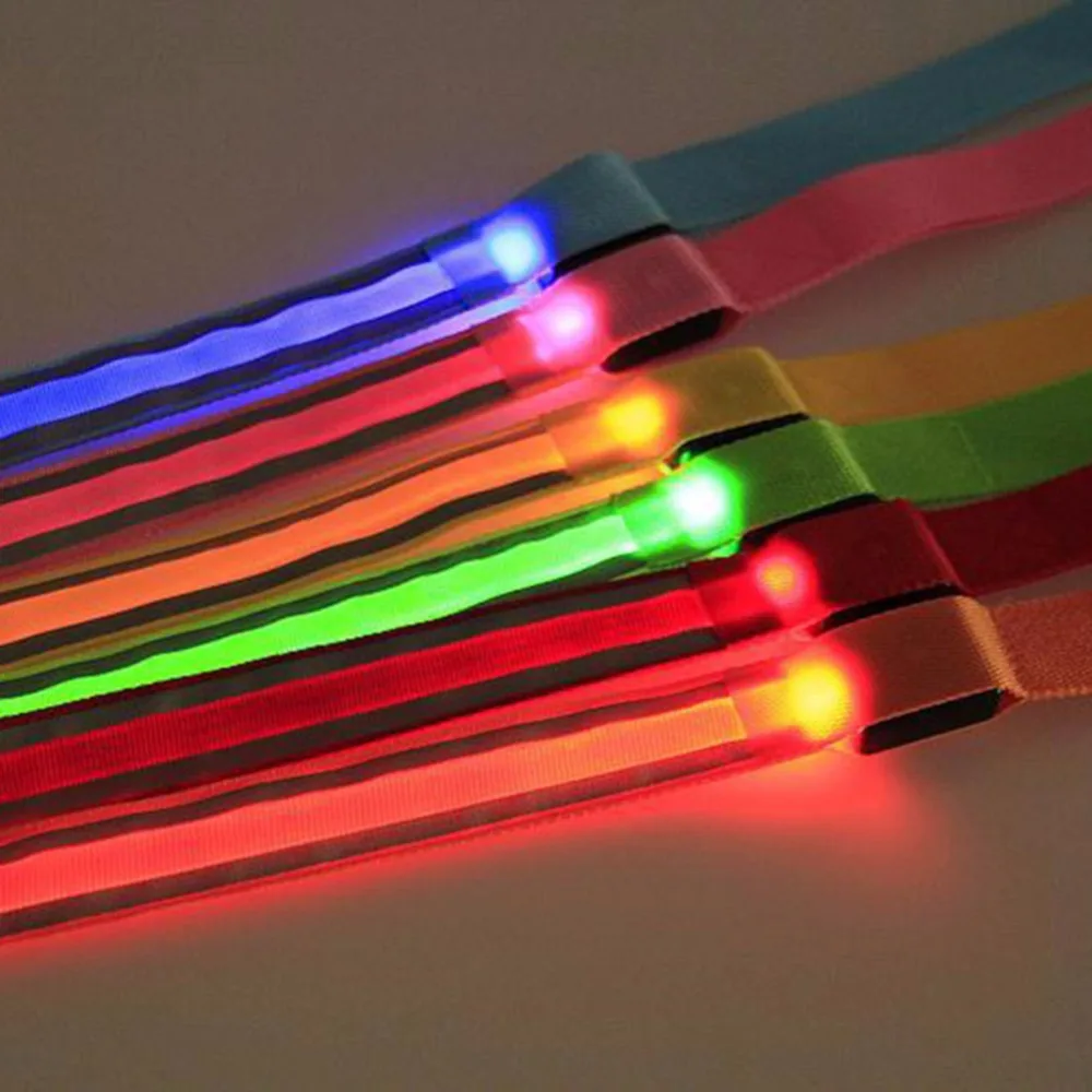 Puppy Pet Leash Dog Harness Safety Lead Light Nylon LED Flashing Rope Belt Collars
Puppy Pet Leash Dog Harness Safety Lead Light Nylon LED Flashing Rope Belt Collars