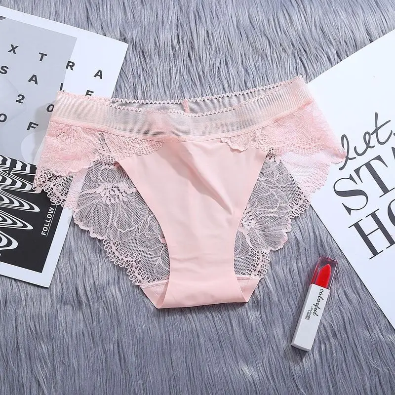 3pcs Seamless ice silk underwear women sexy transparent lace breathable cotton briefs lace panties black pink dropshipping 2019
3pcs Seamless ice silk underwear women sexy transparent lace breathable cotton briefs lace panties black pink dropshipping 2019