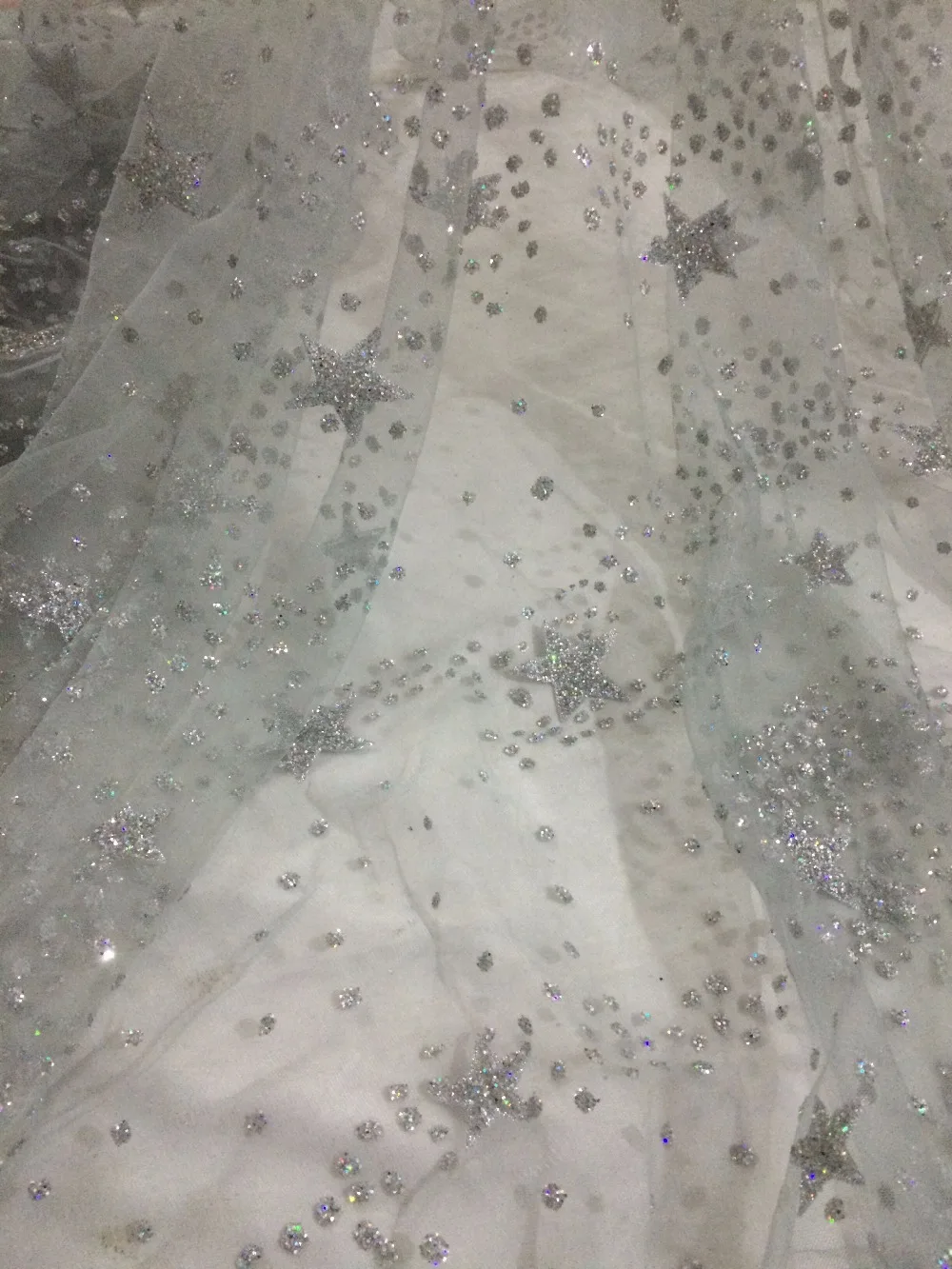 Top sales shinning glitter Guipure Lace S-121633 African Cord Lace Fabric with glued glitter
Top sales shinning glitter Guipure Lace S-121633 African Cord Lace Fabric with glued glitter