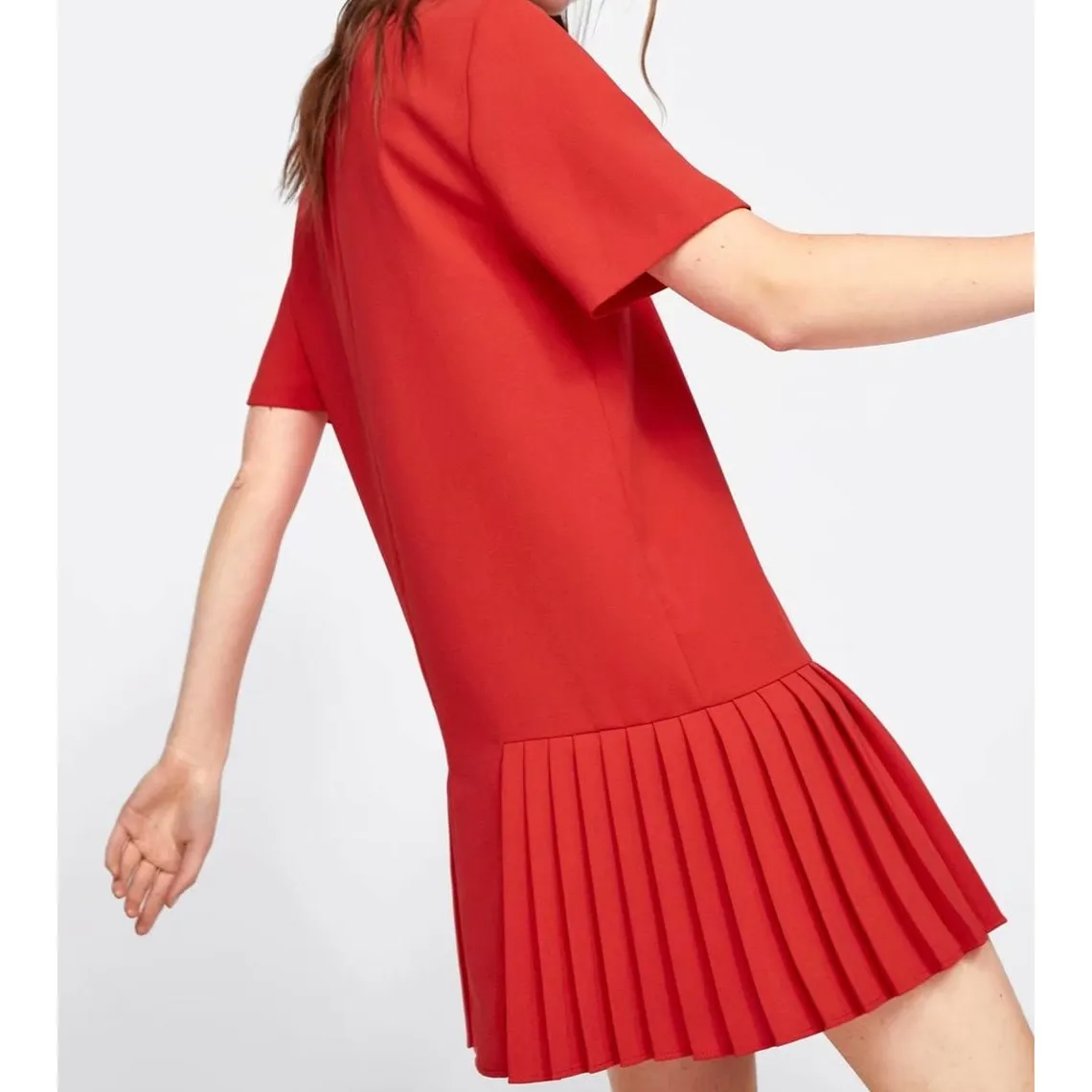 Fashion 2019 New Round Neck Women Mini Dress Fashion Short Sleeve Pleated Dresses Solid Casual Straight Dress
Fashion 2019 New Round Neck Women Mini Dress Fashion Short Sleeve Pleated Dresses Solid Casual Straight Dress