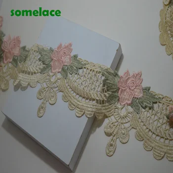 2yds 14cm light gold edge pink floral hollow venise lace DIY lace trim for garments and wedding decoration
2yds 14cm light gold edge pink floral hollow venise lace DIY lace trim for garments and wedding decoration