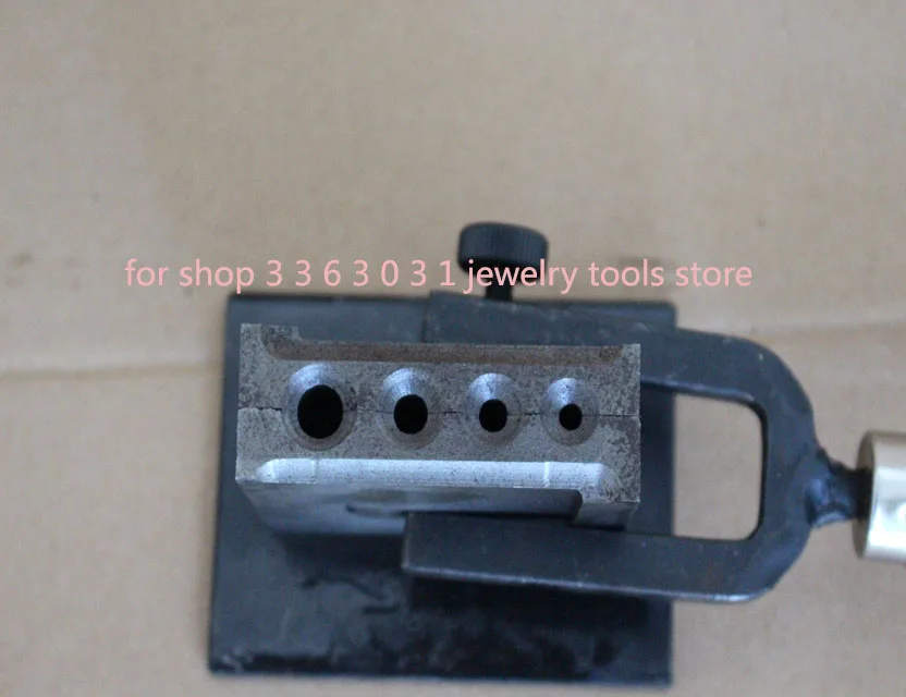 Iron trough / Continental cylindrical sump casting jewelry circular columns forming equipment 4 holes European Type
Iron trough / Continental cylindrical sump casting jewelry circular columns forming equipment 4 holes European Type