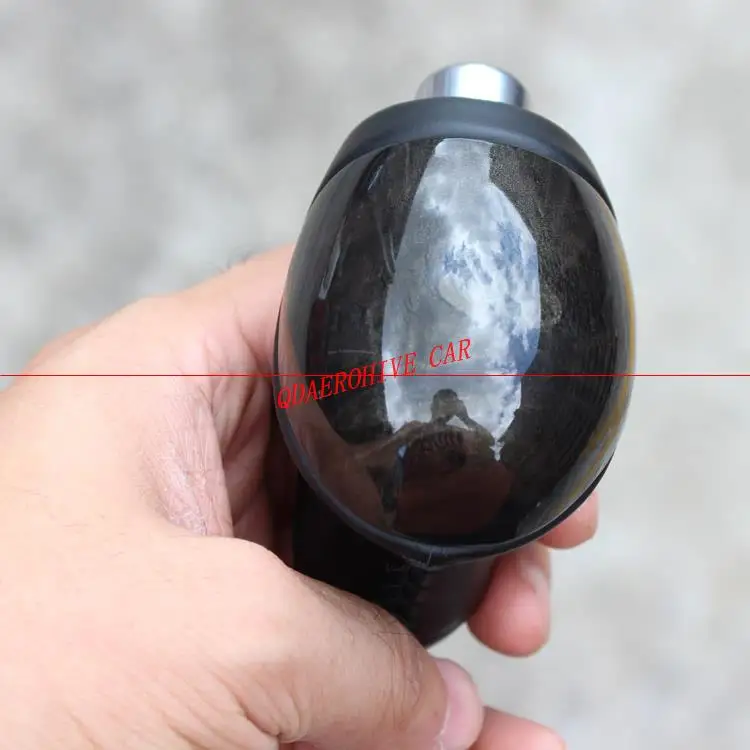 QDAEROHIVE Genuine Automatic AT Gear Shift Lever Knob Gear Shift Knob Assembly for Kia K5 K3 K4 Sportage !
QDAEROHIVE Genuine Automatic AT Gear Shift Lever Knob Gear Shift Knob Assembly for Kia K5 K3 K4 Sportage !