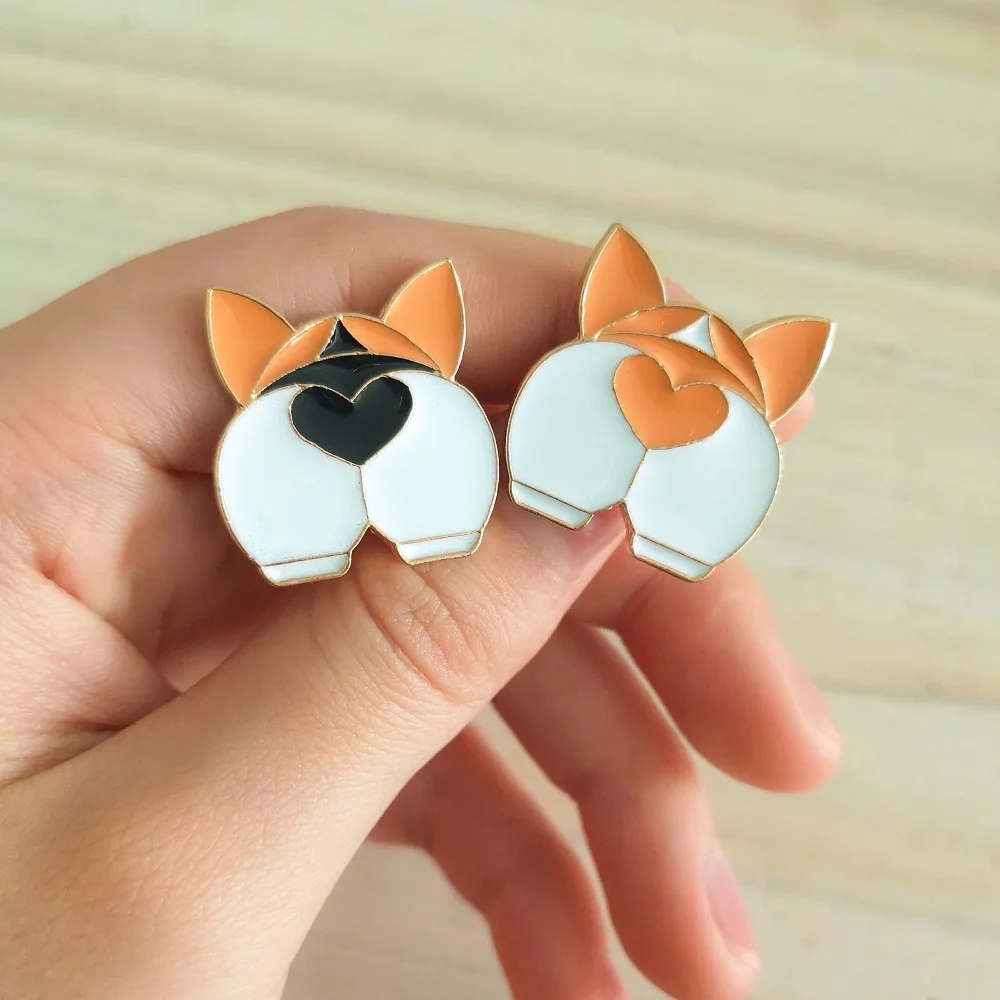 Corgi Heart Butts Enamel Pins Puppy Pet Dog Jewelry Cartoon Cute Badges Brooches Denim Shirt Lapel Pin For Animal Lover
Corgi Heart Butts Enamel Pins Puppy Pet Dog Jewelry Cartoon Cute Badges Brooches Denim Shirt Lapel Pin For Animal Lover