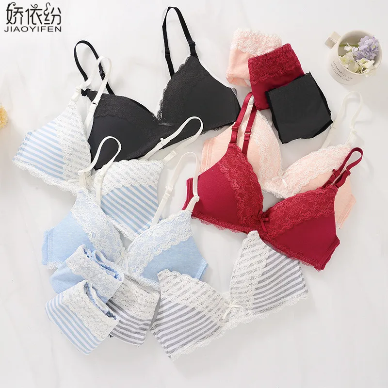 New Sexy Lace Women Bra Set Wire-Free Plaid Underwear Triangle Cup Small Chest Push Up Bra and Panty Sets
New Sexy Lace Women Bra Set Wire-Free Plaid Underwear Triangle Cup Small Chest Push Up Bra and Panty Sets
