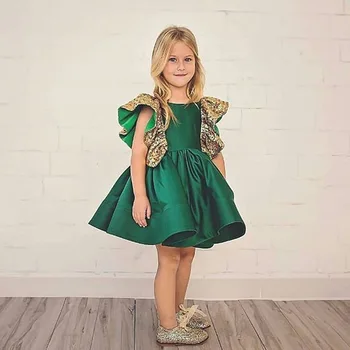 2020 New Summer Baby Girls Sequin Dress Girls Princess Perform Lovely Summer Sleeveless Backless Bow School Fashion Dress
2020 New Summer Baby Girls Sequin Dress Girls Princess Perform Lovely Summer Sleeveless Backless Bow School Fashion Dress