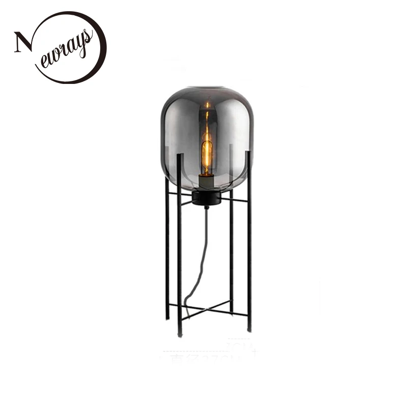 Modern iron glass painted minimalist desk lamp with switch E27 LED 220V for bedroom living room bedside office study hotel bar
Modern iron glass painted minimalist desk lamp with switch E27 LED 220V for bedroom living room bedside office study hotel bar