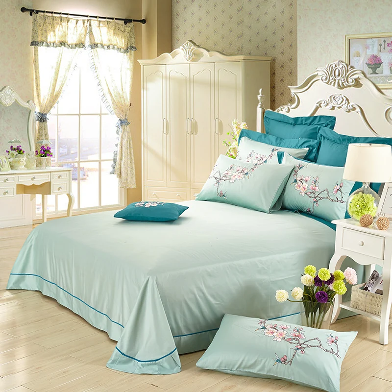 100% Egypt Cotton Silky Luxury Royal Bedding set Queen/King Size Embroidery Korean Bed set Duvet cover Bed linen Pillowcases 100% Egypt Cotton Silky Luxury Royal Bedding set Queen/King Size Embroidery Korean Bed set Duvet cover Bed linen Pillowcases