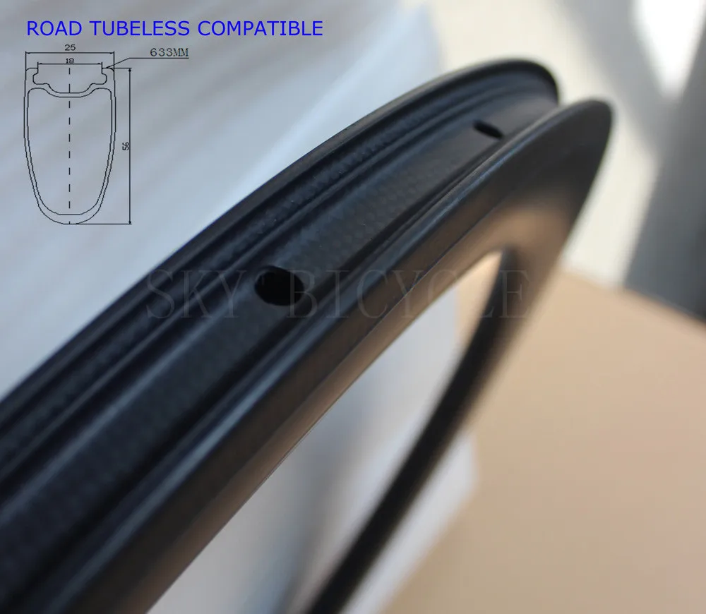 New Arrivals Road TUBELESS compatible carbon rims 56mm depth, 25mm width 700C clincher v-brake or disc bike wheel rim
New Arrivals Road TUBELESS compatible carbon rims 56mm depth, 25mm width 700C clincher v-brake or disc bike wheel rim