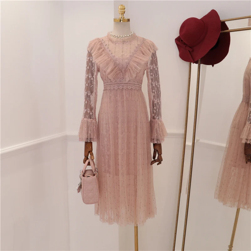 HIGH STREET New Stylish 2019 Designer Runway Dress Women's Long Sleeve Ruffle Lace Mid-calf Dress
HIGH STREET New Stylish 2019 Designer Runway Dress Women's Long Sleeve Ruffle Lace Mid-calf Dress