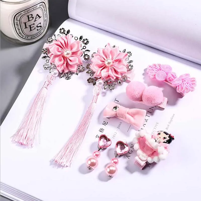 Cute Baby Girl China Tang Style Floral Tassel Ball Design Headband Fashion Toddler Headwear Hair Pin Hair Accessories
Cute Baby Girl China Tang Style Floral Tassel Ball Design Headband Fashion Toddler Headwear Hair Pin Hair Accessories