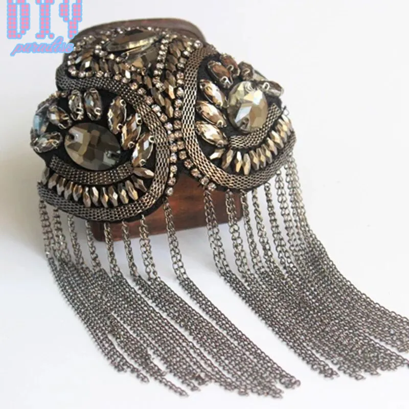 2pcs Rhinestone Handmade Fashion Tassel Chain Shoulder Board Badges Beads Fabric Metal Epaulette Military pin on Brooch Medal
2pcs Rhinestone Handmade Fashion Tassel Chain Shoulder Board Badges Beads Fabric Metal Epaulette Military pin on Brooch Medal