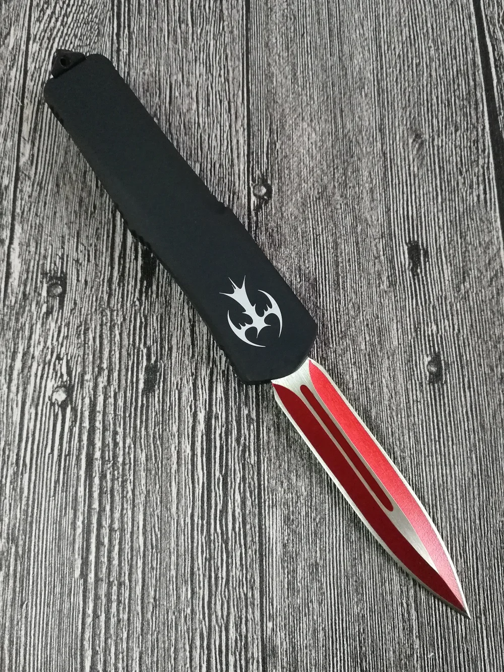 Grady Fung Manufacture Customize Vampire Tactical Knife Red Stainless Steel Blade Combat Hand Tool Gear Knifes Nylon Sheath
Grady Fung Manufacture Customize Vampire Tactical Knife Red Stainless Steel Blade Combat Hand Tool Gear Knifes Nylon Sheath