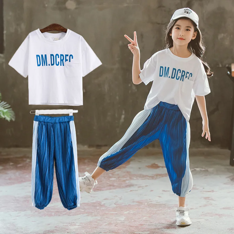 Girls suit 2019 new children's summer letters casual sports T-shirt + pants children's clothing
Girls suit 2019 new children's summer letters casual sports T-shirt + pants children's clothing
