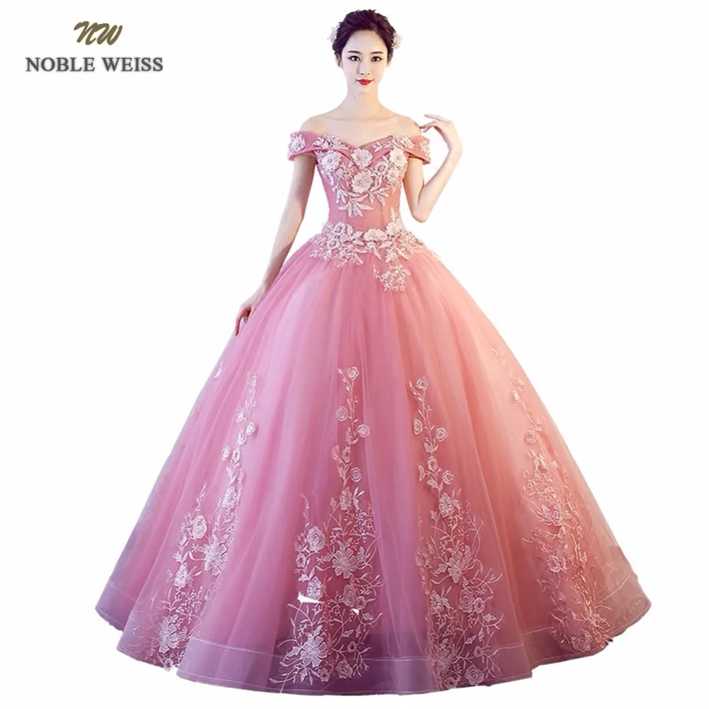 NOBLE WEISS Sexy Pink Quinceanera Dresses Appliques Tulle Sweetheart Ball Gown Floor Length Formal Prom Dress
NOBLE WEISS Sexy Pink Quinceanera Dresses Appliques Tulle Sweetheart Ball Gown Floor Length Formal Prom Dress