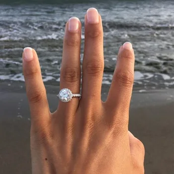Huitan Classic Wedding Ring Crystal Cubic Zircon Engagement Prong Setting Ring For Women Fashion Jewelry Factory Direct Selling
Huitan Classic Wedding Ring Crystal Cubic Zircon Engagement Prong Setting Ring For Women Fashion Jewelry Factory Direct Selling