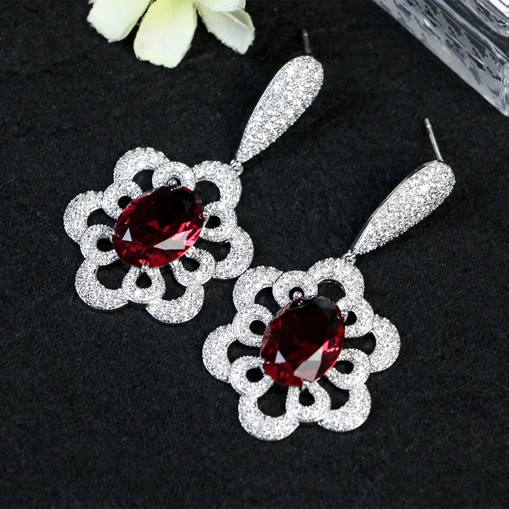 S925 Real Silver Exaggerate Luxury Diamond Net Flower Drop Earrings White/Red/Green/Blue Full CZ Crystal Pendant Dangle Earrings
S925 Real Silver Exaggerate Luxury Diamond Net Flower Drop Earrings White/Red/Green/Blue Full CZ Crystal Pendant Dangle Earrings