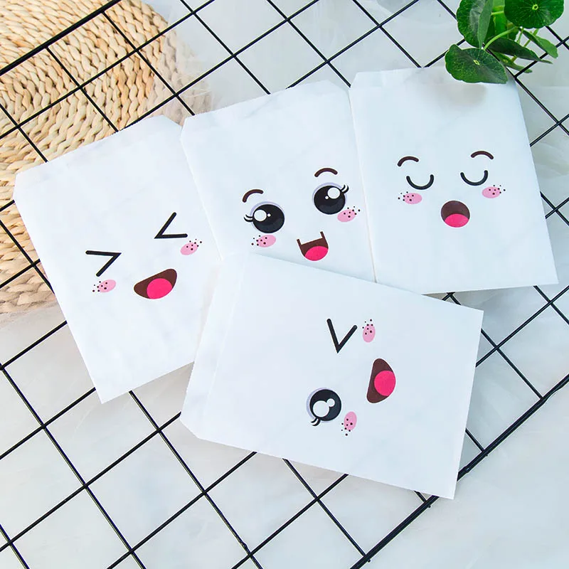 Set of 25 Emoji clipart Bags Birthday Party Decorations Candy Favor Bags for Cookies,Popcorn,Buffet Favor Gift Bag
Set of 25 Emoji clipart Bags Birthday Party Decorations Candy Favor Bags for Cookies,Popcorn,Buffet Favor Gift Bag