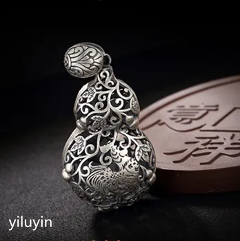 KJJEAXCMY Fine jewelry S990, hollowed out, clover flowers, riches and fringes, pure silver Thai silver sweater chain pendant
KJJEAXCMY Fine jewelry S990, hollowed out, clover flowers, riches and fringes, pure silver Thai silver sweater chain pendant