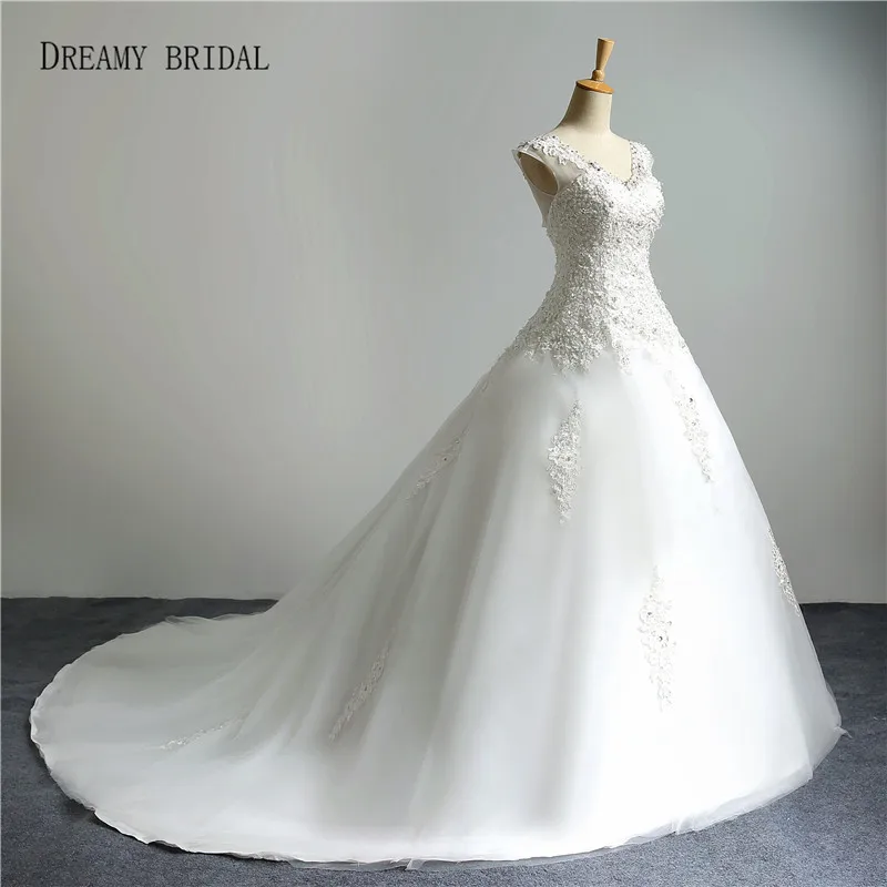 Actual Image Ball Gown Wedding Dresses Free Petticoat Deep V Neck Lace Beaded Sequined Up Back Bridal Gowns 2017 | Свадьбы и