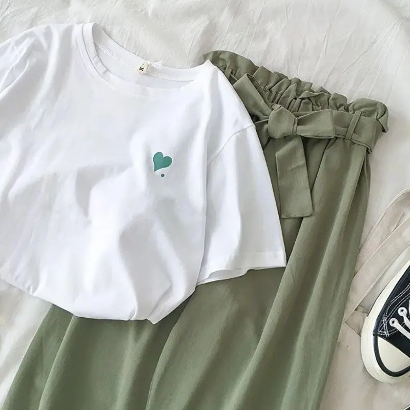 Lowest Price Summer Casual Women Two-piece Set Loose Harem Pants Suit Students Simple White T Shirt + Green Pants 2 pcs Sets
Lowest Price Summer Casual Women Two-piece Set Loose Harem Pants Suit Students Simple White T Shirt + Green Pants 2 pcs Sets