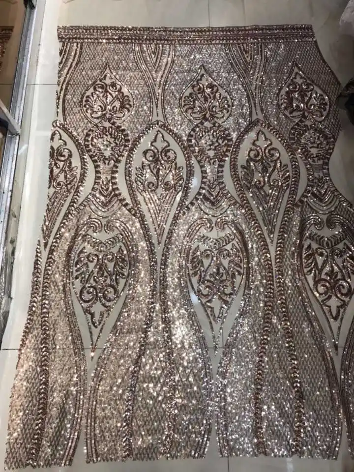 African lace fabric with sequins 5 Yards 2017 latest sequin fabric high quality tulle sequins lace fabric for dresses
African lace fabric with sequins 5 Yards 2017 latest sequin fabric high quality tulle sequins lace fabric for dresses