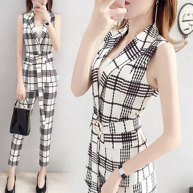Pant Suits For Women Spring Summer Business Office Lady Elegant Plaid Slim Professional Work Vest Pants Two Piece Set Plus Size
Pant Suits For Women Spring Summer Business Office Lady Elegant Plaid Slim Professional Work Vest Pants Two Piece Set Plus Size