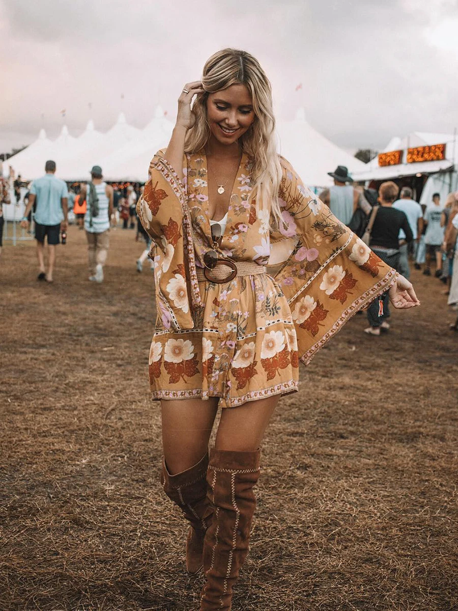 Summer Women Floral Printed Jacket Long Sleeve Belted Chic Loose Cardigan Kimono 2019 Casual Vintage Boho Beach Cover Up Jackets
Summer Women Floral Printed Jacket Long Sleeve Belted Chic Loose Cardigan Kimono 2019 Casual Vintage Boho Beach Cover Up Jackets