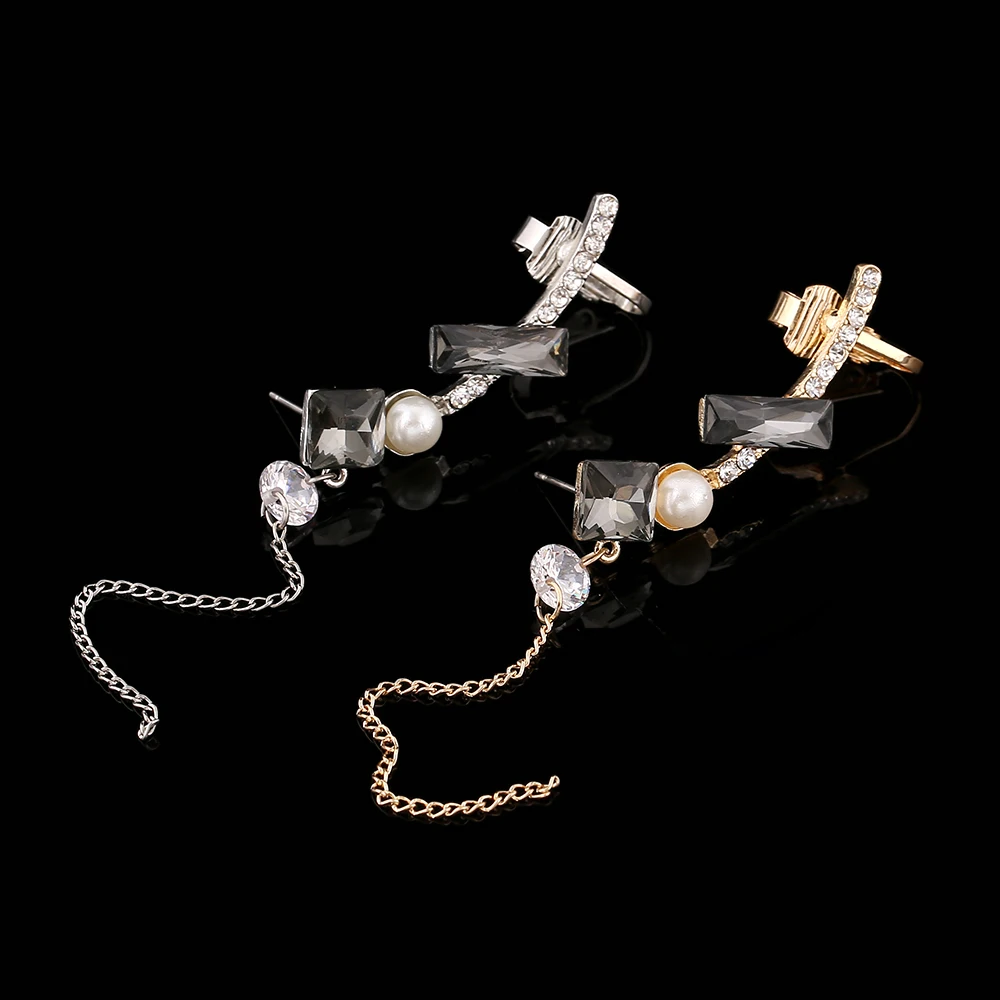 Fashion New Ear Cuff With Crystal Imitation Pearls Dangle Chain Piercing Jewelry For Women Gift Long Tassel Clip Earrings girls
Fashion New Ear Cuff With Crystal Imitation Pearls Dangle Chain Piercing Jewelry For Women Gift Long Tassel Clip Earrings girls