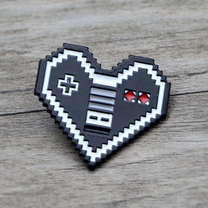 K94 Heart-shaped Game Machine Metal Brooches and Pins Enamel Pin for Women Men Lapel Pin Badge Brooch T-shirt Collar Jewelry
K94 Heart-shaped Game Machine Metal Brooches and Pins Enamel Pin for Women Men Lapel Pin Badge Brooch T-shirt Collar Jewelry