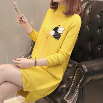 2020 new semi high collar loose knitted Jersey, Korean version, long autumn mid autumn sweater, long neck sweater.
2020 new semi high collar loose knitted Jersey, Korean version, long autumn mid autumn sweater, long neck sweater.