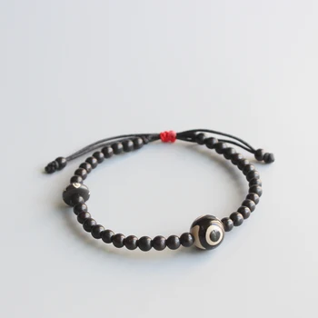 2019 New Coconut Shell Beads Lucky Bracelet with The Third Eye Of Buddha Charm Tibetan Buddhism Handmade Simple Bangle Man Woman
2019 New Coconut Shell Beads Lucky Bracelet with The Third Eye Of Buddha Charm Tibetan Buddhism Handmade Simple Bangle Man Woman