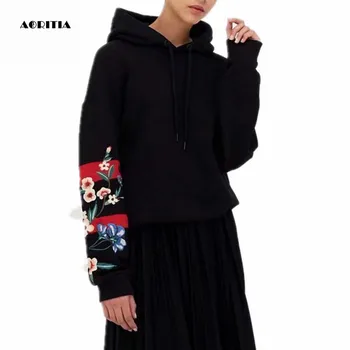 2019 Women Black Embroidery Hoodie Streetwear Hoody Loose Moletom Survetement Sweatshirt Women
2019 Women Black Embroidery Hoodie Streetwear Hoody Loose Moletom Survetement Sweatshirt Women