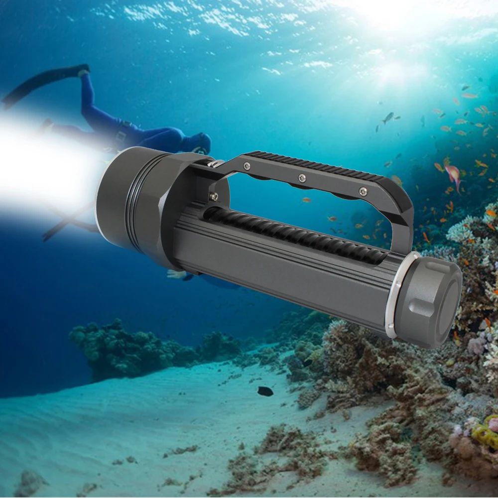 High Quality Diving Flashlight XM-L2 LED Flashlight Underwater Torch Waterproof Diver Light with 26650 Battery
High Quality Diving Flashlight XM-L2 LED Flashlight Underwater Torch Waterproof Diver Light with 26650 Battery