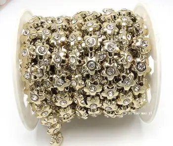 20yard Plum Flower Rhinestone Beads UV Plated Chain Trim For Sewing Apperal Bag Shoes Cap Collar Decoration 
20yard Plum Flower Rhinestone Beads UV Plated Chain Trim For Sewing Apperal Bag Shoes Cap Collar Decoration