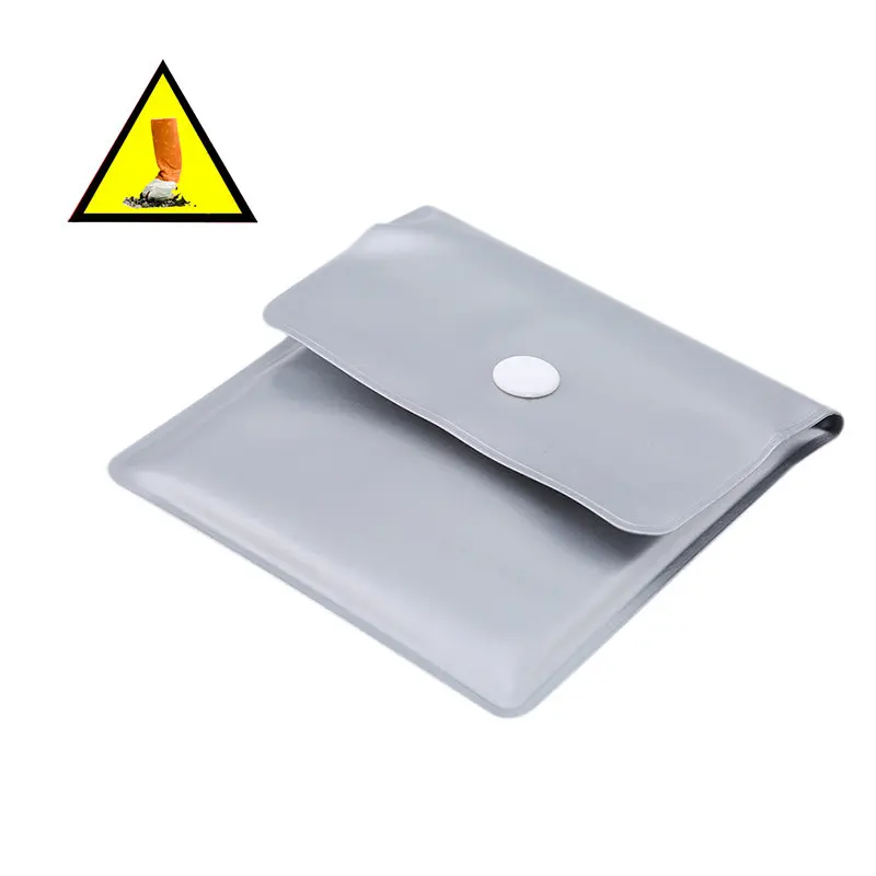 Hot Sell 1PC Smoking Tobacco Ash Bag Mini Ashtray Black White Red Color On Sale Japan Style PVC Foil Portable Pocket Ashtray
Hot Sell 1PC Smoking Tobacco Ash Bag Mini Ashtray Black White Red Color On Sale Japan Style PVC Foil Portable Pocket Ashtray