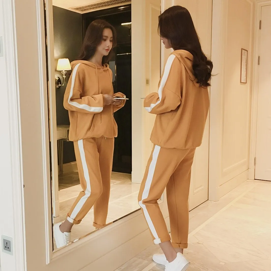 New Women Elastic Waistline Hoodies Tracksuit Simple Side Striped Loose Two Piece Set Pockets Pocket Pant Casual Outfit
New Women Elastic Waistline Hoodies Tracksuit Simple Side Striped Loose Two Piece Set Pockets Pocket Pant Casual Outfit