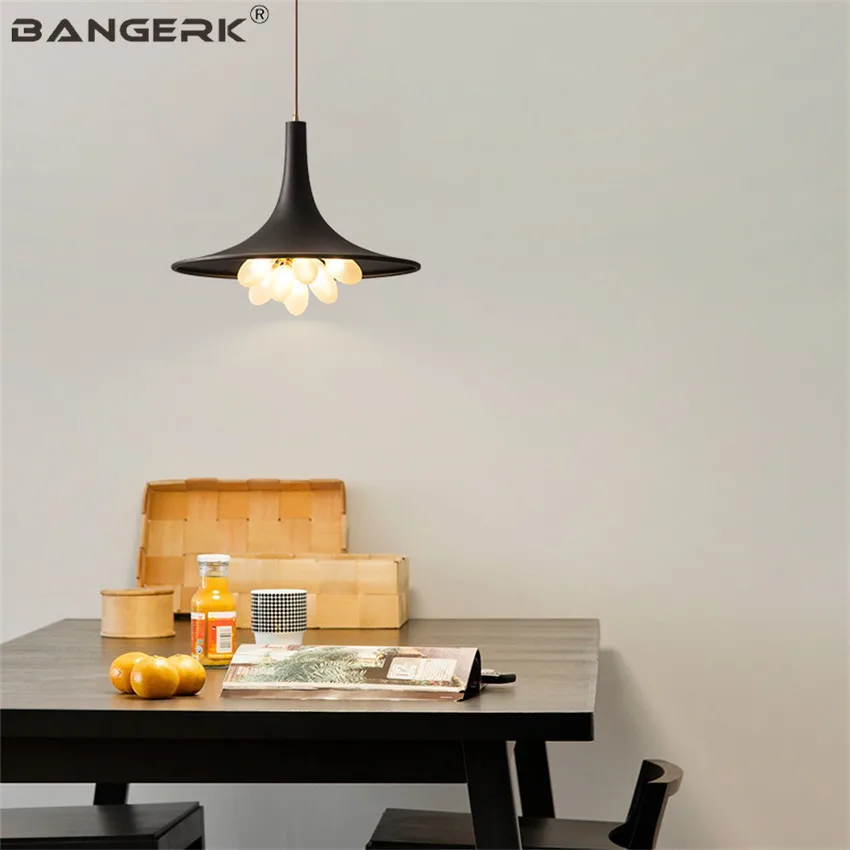 BANGERK Nordic Loft Style Modern LED Pendant Light G4 Iron Glass Grape Modeling Hanging Lamp Home Decor Lighting Droplight
BANGERK Nordic Loft Style Modern LED Pendant Light G4 Iron Glass Grape Modeling Hanging Lamp Home Decor Lighting Droplight