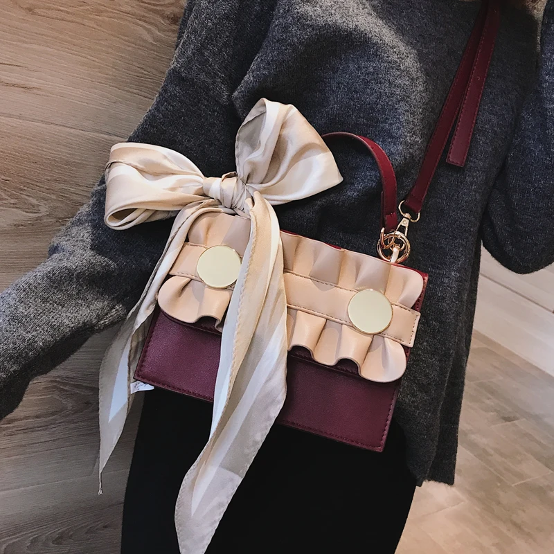 2019 Famous Brand Women's Bag Flower Scarves Handbags PU Leather Shoulder Bags Messenger Bag Female Crossbody Ladies Bags 367
2019 Famous Brand Women's Bag Flower Scarves Handbags PU Leather Shoulder Bags Messenger Bag Female Crossbody Ladies Bags 367