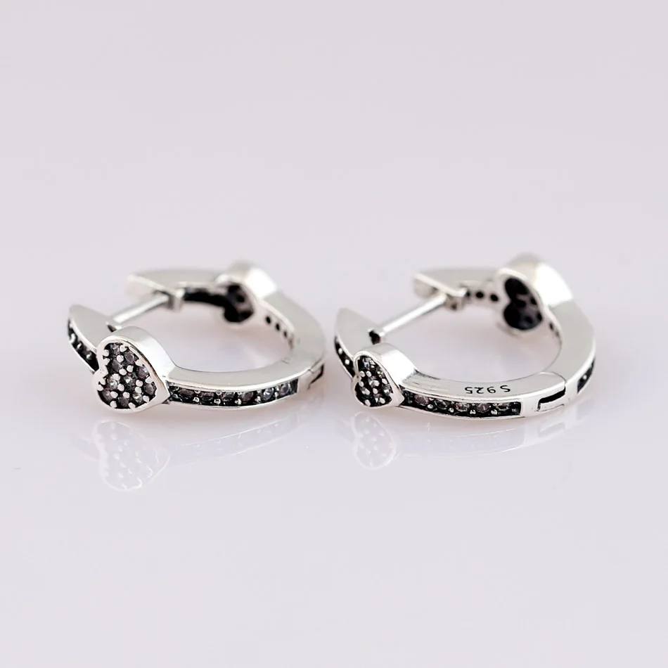 Authentic 925 Sterling Silver Earring Alluring Hearts With Crystal Studs Earring For Women Wedding Gift Pandora Jewelry
Authentic 925 Sterling Silver Earring Alluring Hearts With Crystal Studs Earring For Women Wedding Gift Pandora Jewelry