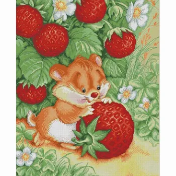 The squirrel pick strawberries counted cross stitch new cartoon decoration painting patterns needlework embroidery baby bedroom
The squirrel pick strawberries counted cross stitch new cartoon decoration painting patterns needlework embroidery baby bedroom