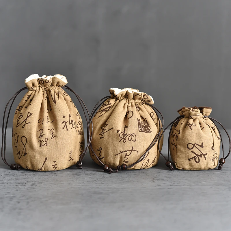Portable Thicken Round Linen Jewelry Pouch Drawstring Travel Cosmetic Bag Cloth Small Cup Tea Set Trinket Storage Pouch
Portable Thicken Round Linen Jewelry Pouch Drawstring Travel Cosmetic Bag Cloth Small Cup Tea Set Trinket Storage Pouch