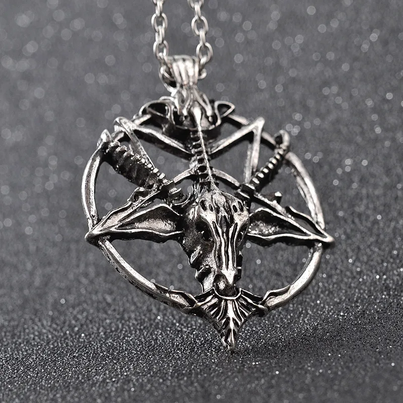 Necklace For Women Plated Fashion Charm Jewelry Trend Pendant Girls Men Gift Retro Exaggerated Evil Bull Head
Necklace For Women Plated Fashion Charm Jewelry Trend Pendant Girls Men Gift Retro Exaggerated Evil Bull Head