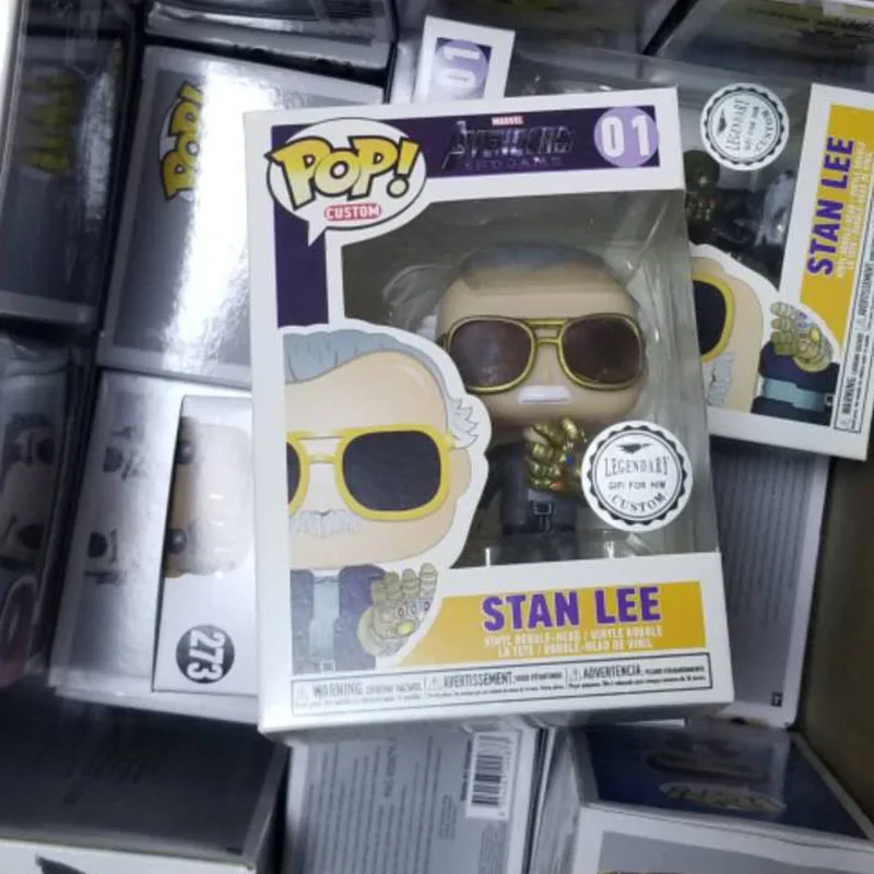 Funko Pop The Father of Mavel Stan Lee with Thanos Gloves Vinyl Doll Marvel Avengers Action Figures Toys Gifts for Children
Funko Pop The Father of Mavel Stan Lee with Thanos Gloves Vinyl Doll Marvel Avengers Action Figures Toys Gifts for Children