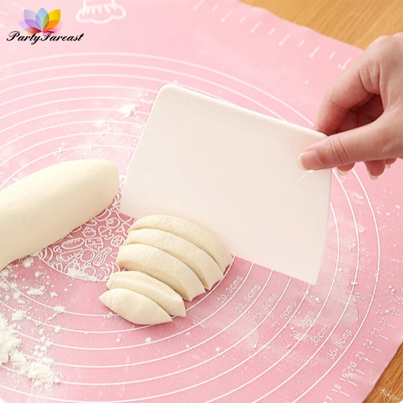 PF Random Color Plastic Scraper Dough Cutter for Cake Spatula Baking Pastry Scraper Kitchen Accessories DIY Baking Tool V0278
PF Random Color Plastic Scraper Dough Cutter for Cake Spatula Baking Pastry Scraper Kitchen Accessories DIY Baking Tool V0278