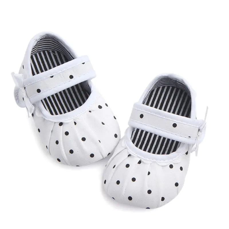 Newborn Baby Girl Soft Sole Canvas Crib Shoes Polka Dot Bow Anti-slip Sneaker Prewalker 0-18M
Newborn Baby Girl Soft Sole Canvas Crib Shoes Polka Dot Bow Anti-slip Sneaker Prewalker 0-18M