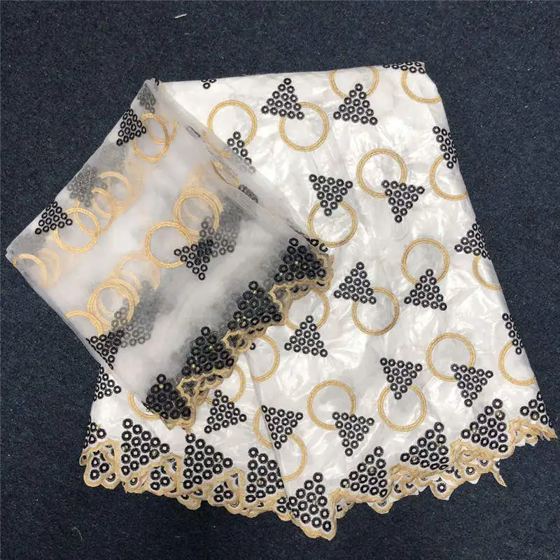 White Black African Cotton Fancy Pattern Embroidered Guinea Brocade Fabrics with Net Lace for Women Dress 30
White Black African Cotton Fancy Pattern Embroidered Guinea Brocade Fabrics with Net Lace for Women Dress 30